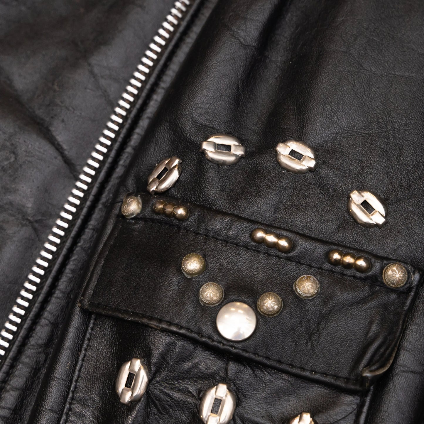 MOTOR CITY BAT SKULL PAINTED LEATHER JACKET - fashonic