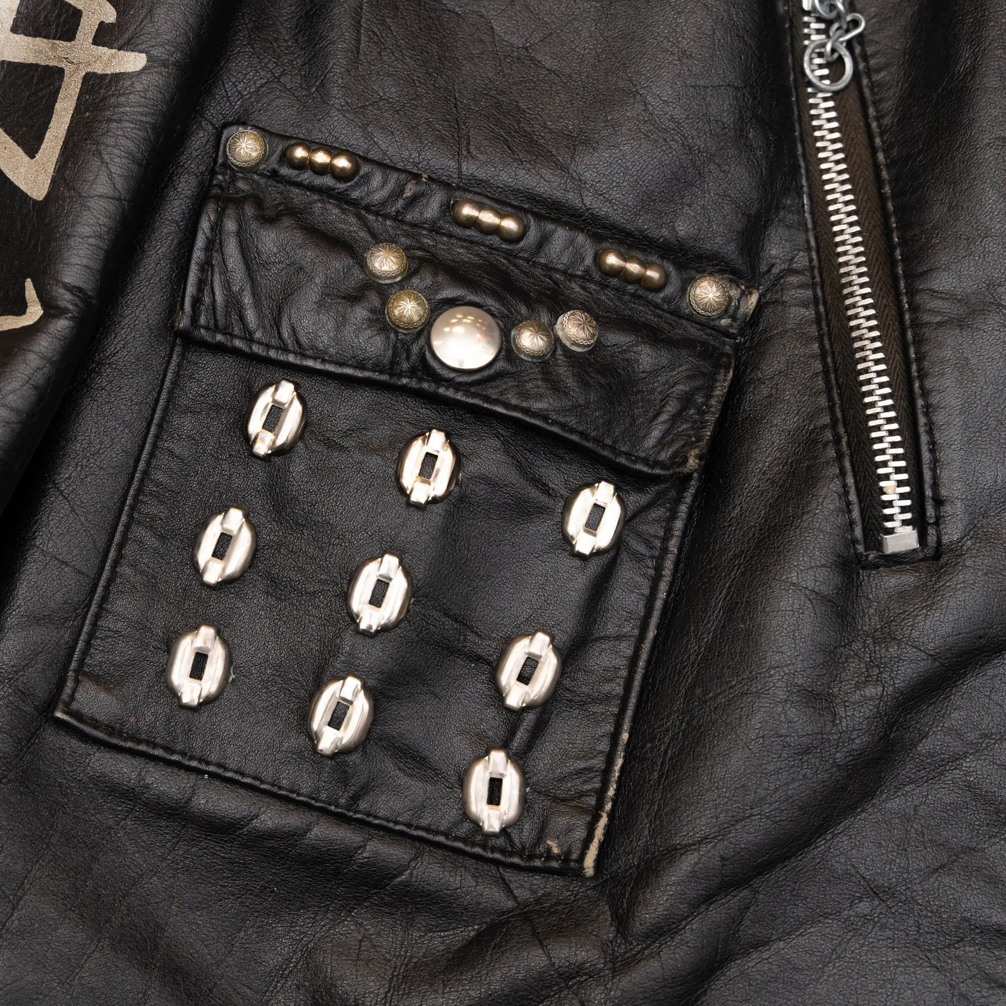 MOTOR CITY BAT SKULL PAINTED LEATHER JACKET - fashonic
